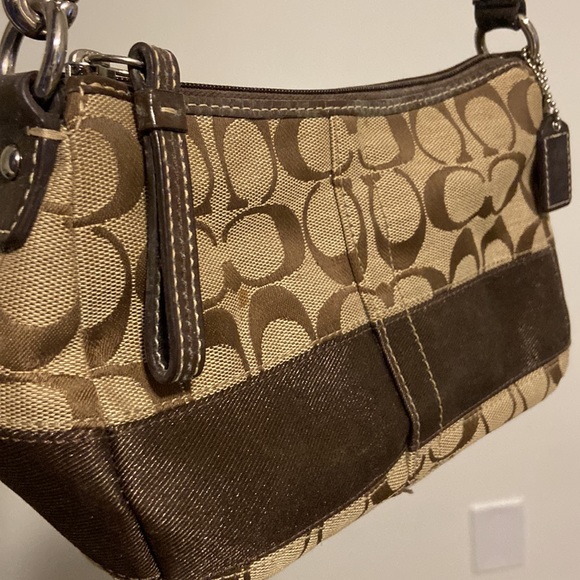 Small coach purse - Picture 2 of 3